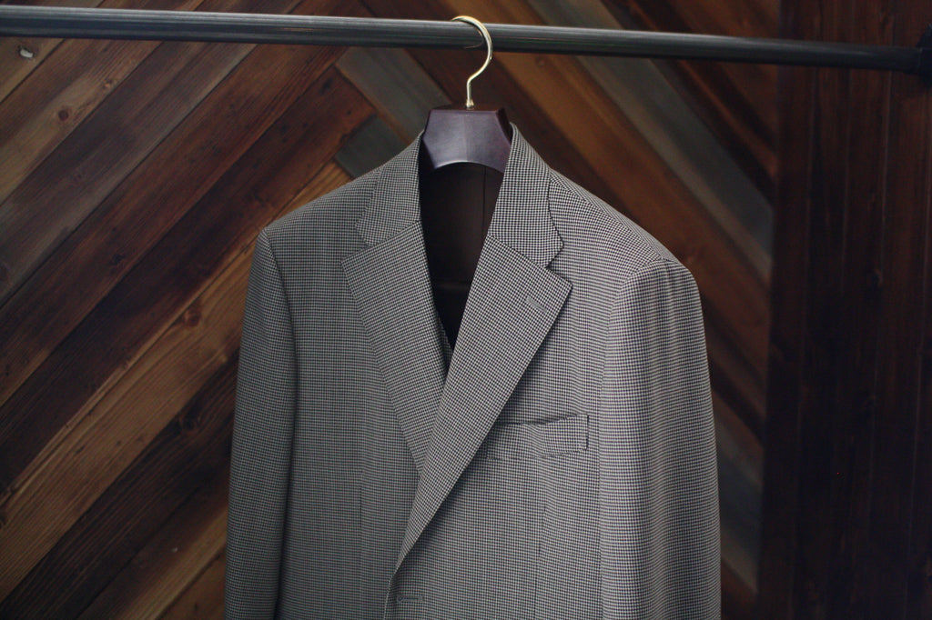 BESPOKE SUIT