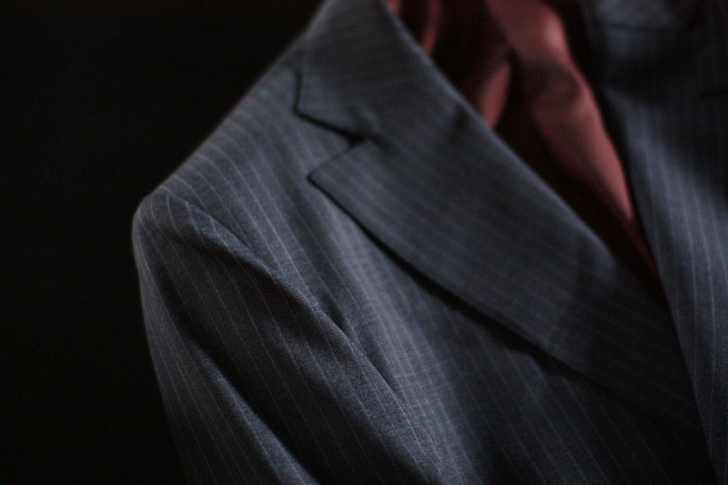 SUIT DESIGN